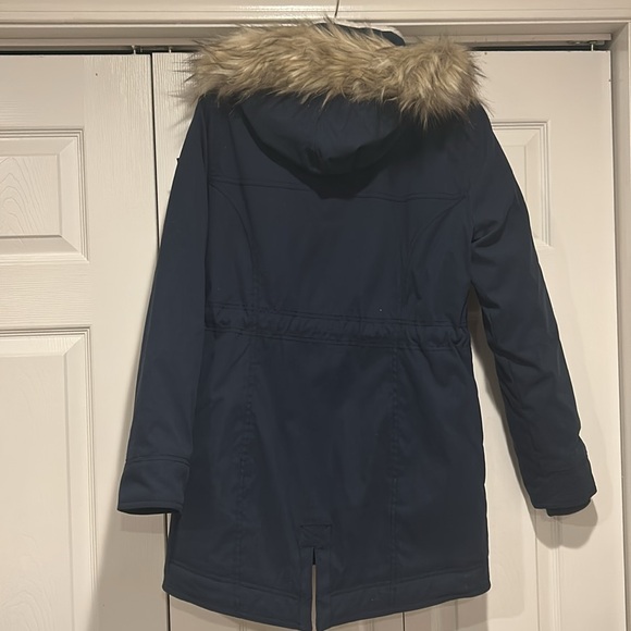 Warm Hollister parka jacket in navy with soft Sherpa lining ❄️ - Picture 2 of 5